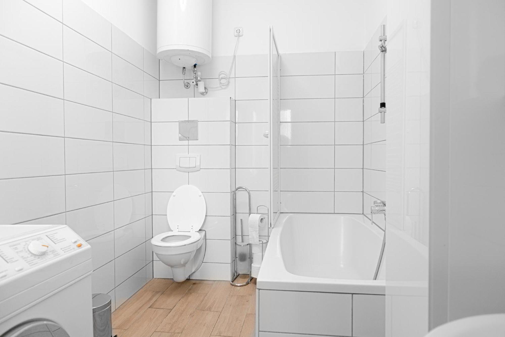 Relaxing 2-Bed Apartment For Extended Visits Vienne Extérieur photo